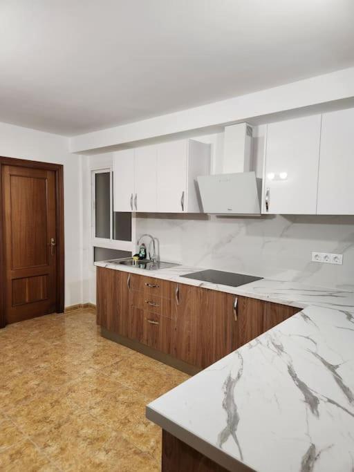 Apartmán Lujoso Apartamento Vacacional Carrizal Exteriér fotografie